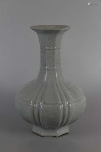 A RU GLAZE BOTTEL