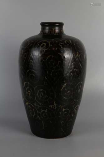 A JIZHOU KILN BOTTLE