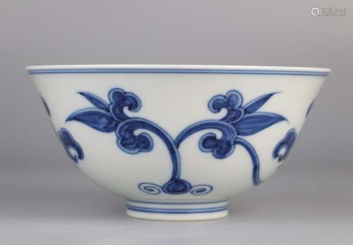 Yongzheng blue and white flower bowl