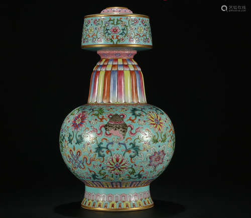 A POWDER ENAMEL FLOWER VASE