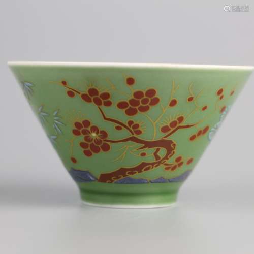 Green glaze pastel gold painted pine bamboo monk hat bowl
