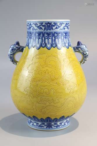 Yellow glaze blue and white dark carved dragon eared Zun