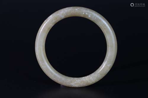 Hetian jade bracelet made of jade seeds