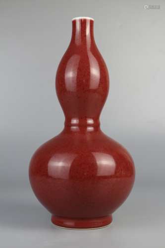 Red glaze gourd bottle