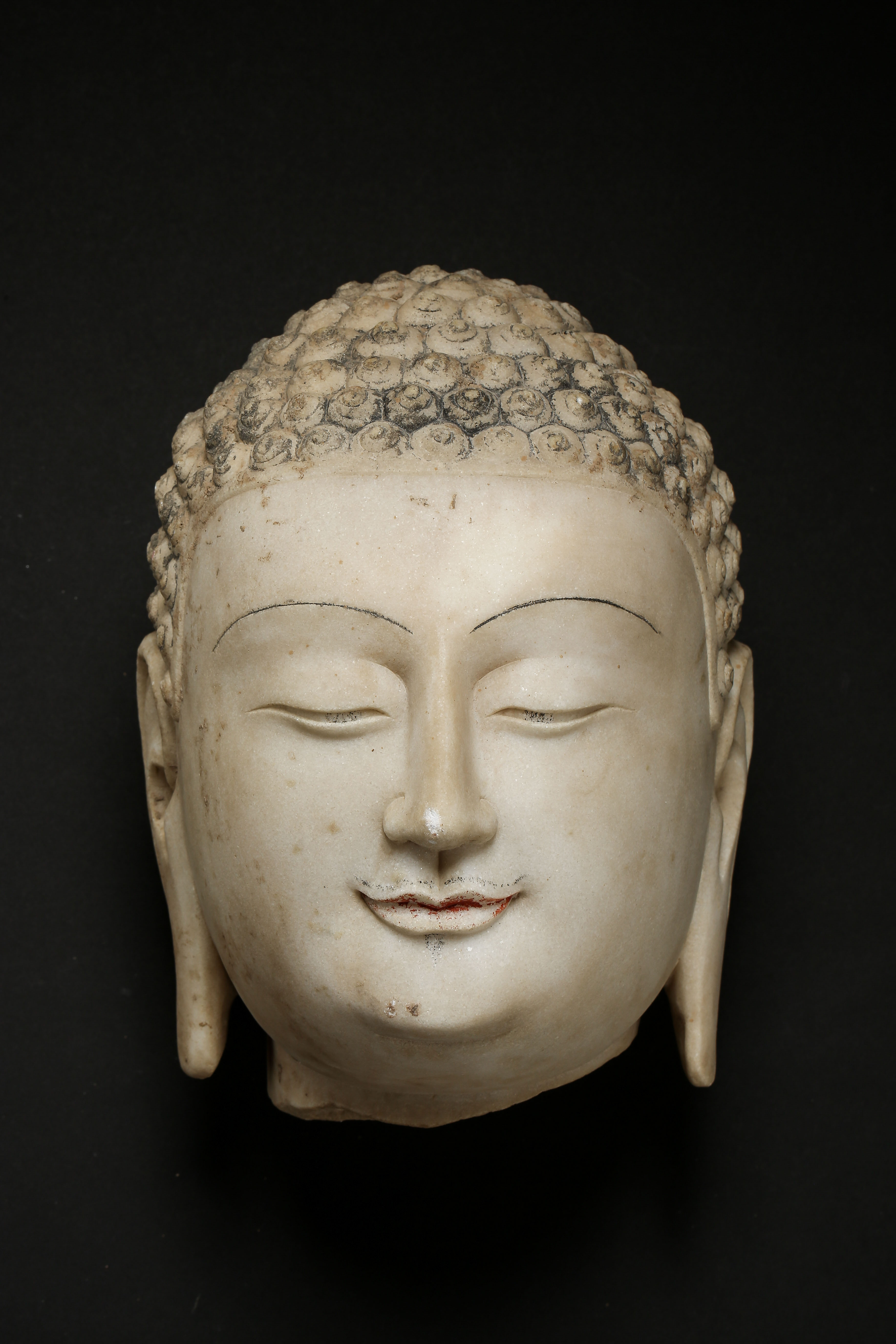 northernqidynastychinesewhitemarblecarvedbuddhahead