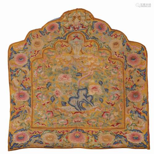 QING DYNASTY, CHINESE EMBROIDERY BACK CUSHION WITH CLOUD PATTERN
