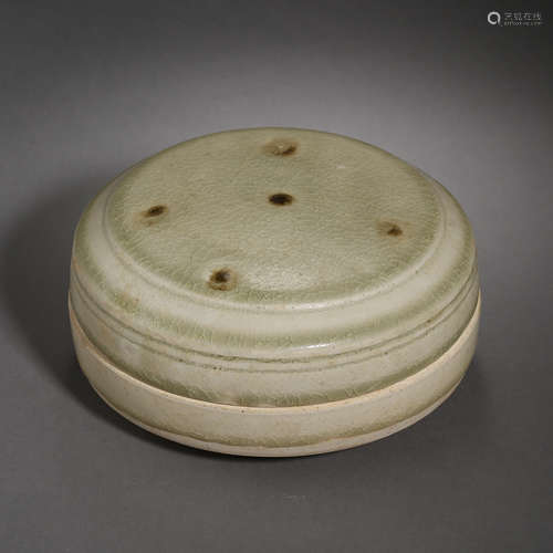 SONG DYNASTY, CHINESE CELADON BOX