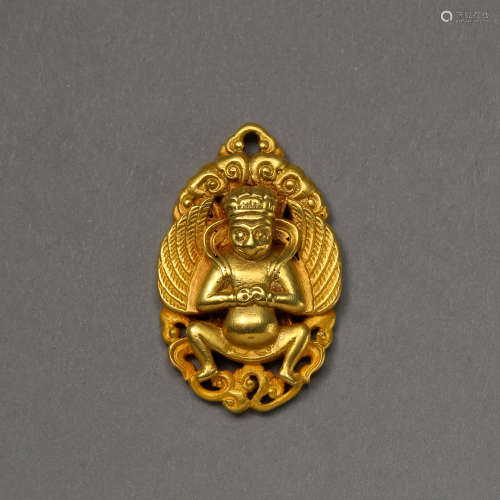 ANCIENT CHINESE SILVER GILT MAN FIGURE PENDANT
