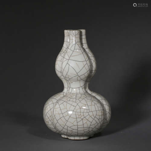 ANCIENT CHINESE CELADON PORCELAIN GOURD BOTTLE