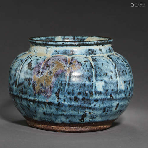 YUAN DYNASTY, CHINESE JUN KILN PORCELAIN MELON RIBBED JAR