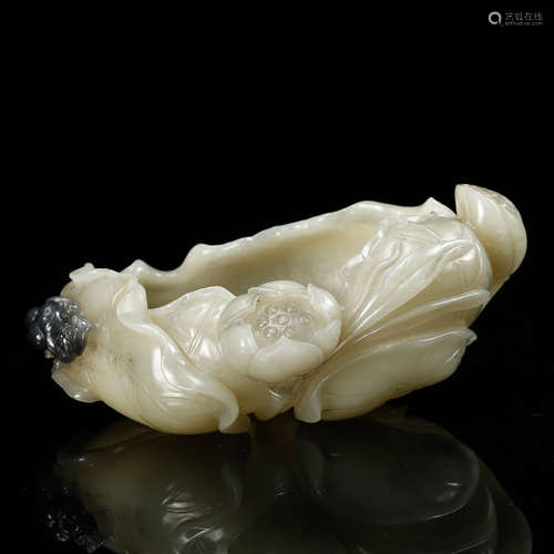 Chinese White Jade Flower Brush Washer