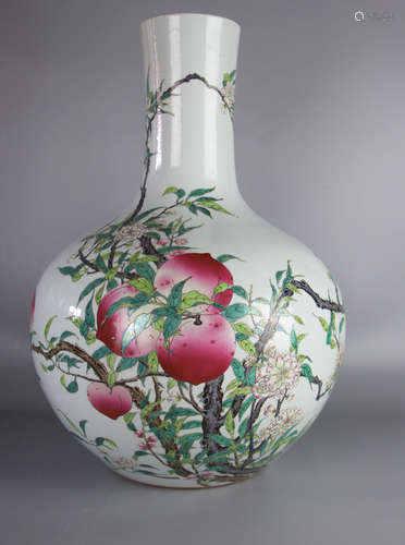 CHINESE Famille Rose 9 Peach Porcelain Vase