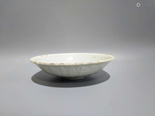 Chinese Song Pale Celadon Glazed Porcelain Plate