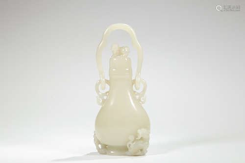 Chinese White Jade Foolion Vase