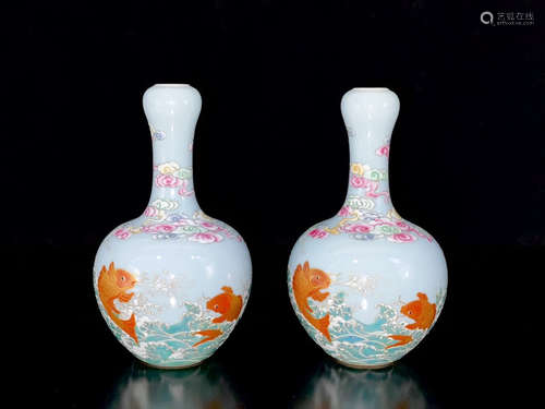 Chinese Famille Rose Porcelain Vase