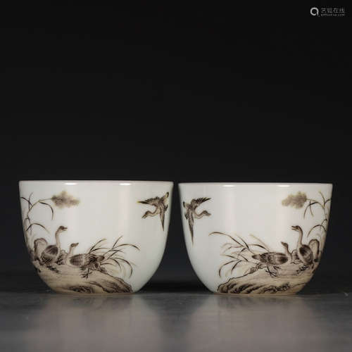 Chinese Famille Rose Porcelain Cups, Pair