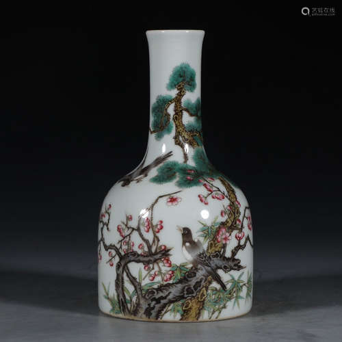 Chinese Famille Rose Mallot Shape Porcelain Vase,