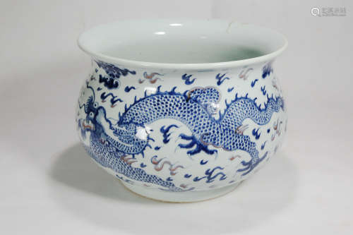 Chinese Qing Dynasty Kangxi Period Blue And White Dragon Pattern Porcelain Incense Burner