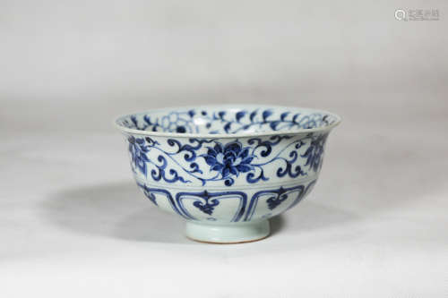 Chinese Yuan Dynasty Blue And White Flower Pattern Porcelain Bowl