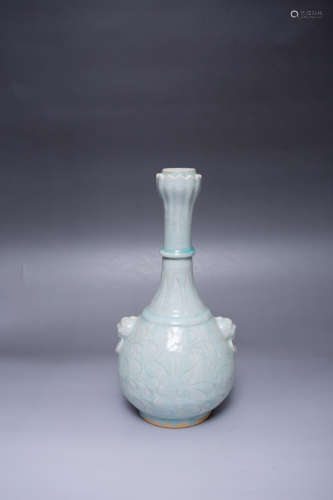 Chinese Hulian Kiln Porcelain Bottle