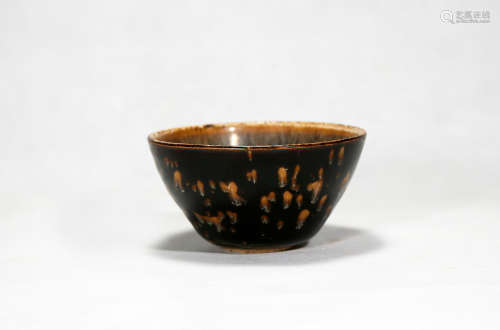 Jizhou Kiln Porcelain Tea Vessel