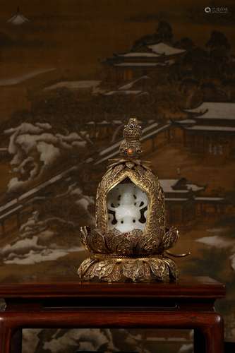 A Chinese Gilt Silver Pagoda Embeded Guanyin Shaped Jade