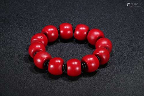 A Chinese Sherpa Glass Bead Bracelet