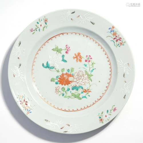 A Chinese Famille Rose Floral Porcelain Plate