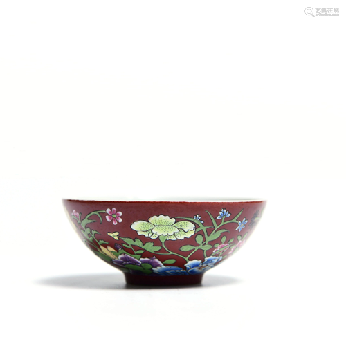 A Chinese Red Famille Rose Floral Porcelain Bowl