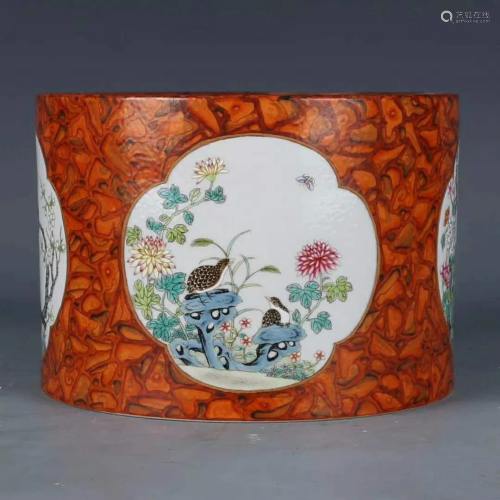 A Chinese Flower&Bird Pattern Porcelain Brush Pot