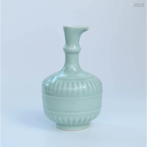 A Chinese Pea Green Glazed Porcelain Flower Wate…