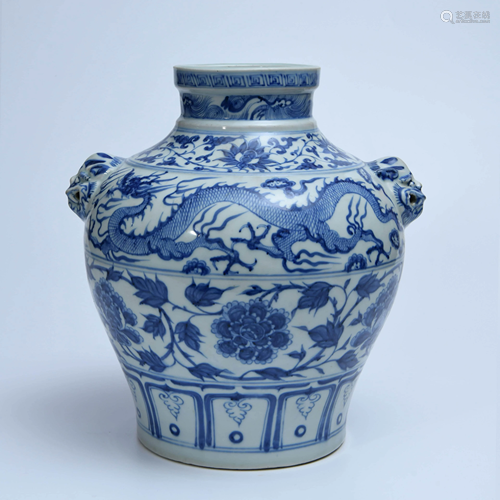 A Chinese Blue and White Dragon Pattern Porcelai…