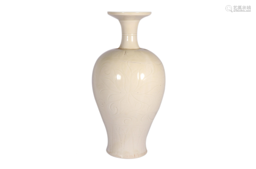 A Chinese Ding Kiln White Glaze Floral Porcelain V…