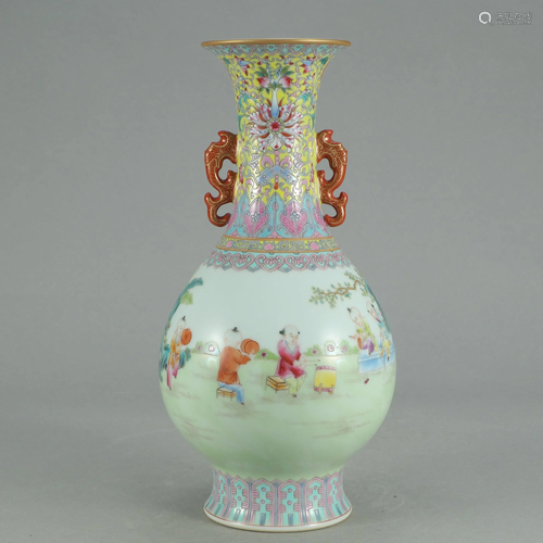 A Chinese Famille Rose Children Painted Porcelain