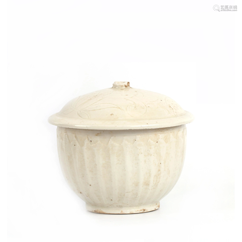 A Chinese Ding Kiln Porcelain Bowl With Cover