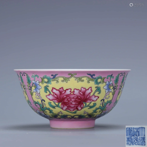 A Chinese Carmine Floral Porcelain Bowl