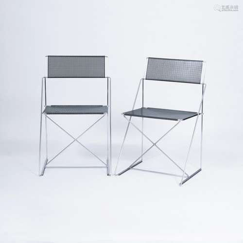 Niels Jorgen Haugesen(Vivild 1936 - 2013)Paar Designklassiker 'Nuova X Line Chairs'Entwurf 1977