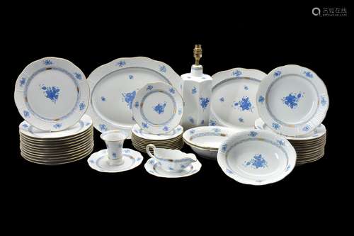 A modern Herend porcelain 'Chinese Bouquet' (blue) part dinner service