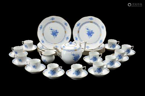 A modern Herend porcelain 'Chinese Bouquet' (blue) part breakfast service