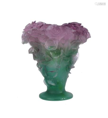 Daum, Pate-de-Verre glass bouquet of roses vase