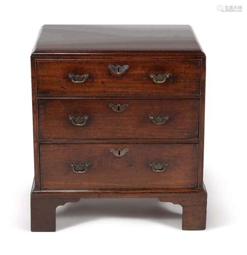 A mahogany chest of drawers