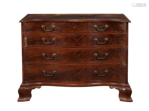 A George III mahogany serpentine fronted chest of drawers