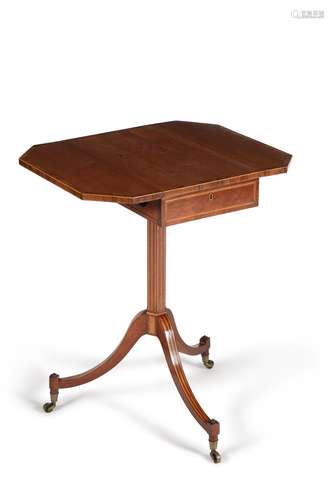 Y A mahogany and tulipwood banded Pembroke table