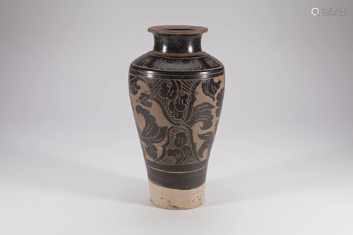 Chinese Cizhou Carved Porcelain Vase