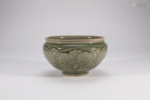 Chinese Yueyao Celadon Carved Porcelain Bowl