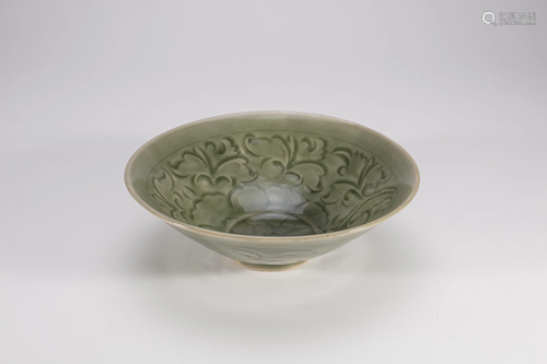 Chinese Yaozhou Celadon Porcelain Incised Bowl