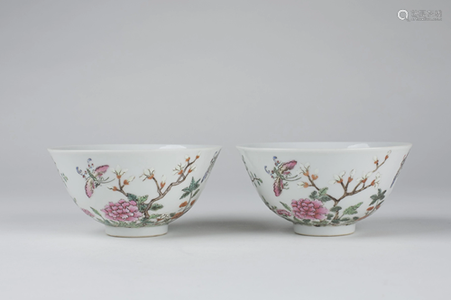 Pair Famille Rose Porcelain Flower Butterfly Bowls