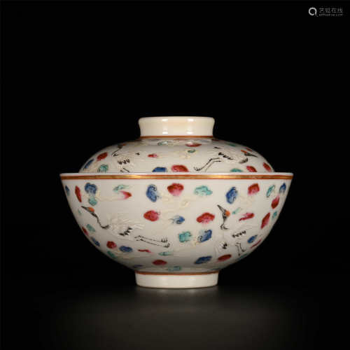 Guangxu Pastel Covered Bowl