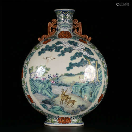 Qianlong Doucai Moon Holding Vase