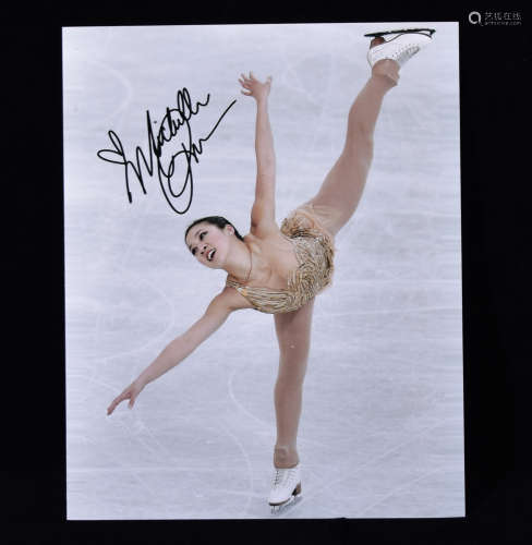 AUTOGRAPHED PHOTO OF“CHINESE SKATING QUEEN ” MICHELLE WINGSHAN KWANG